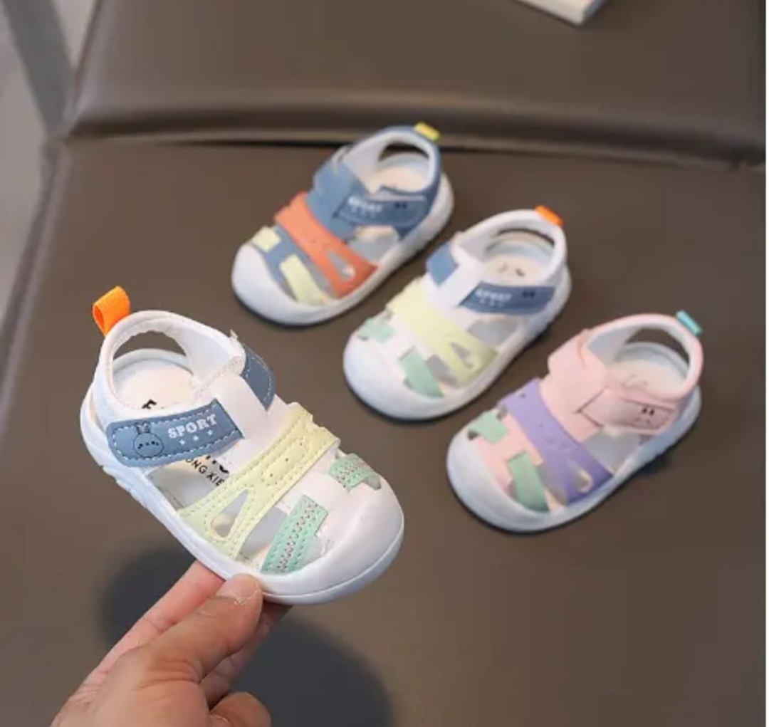 Baby shoes